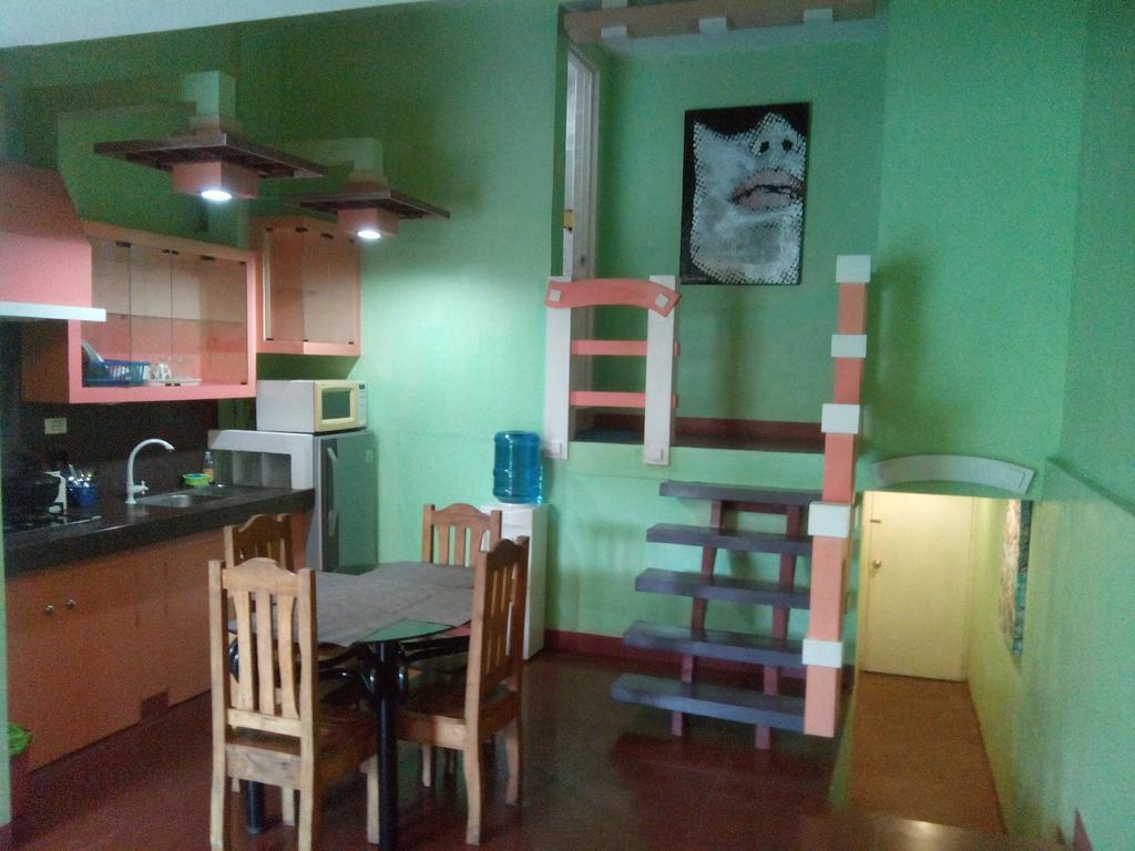 Gomez Guest House Tagbilaran City Bilik gambar