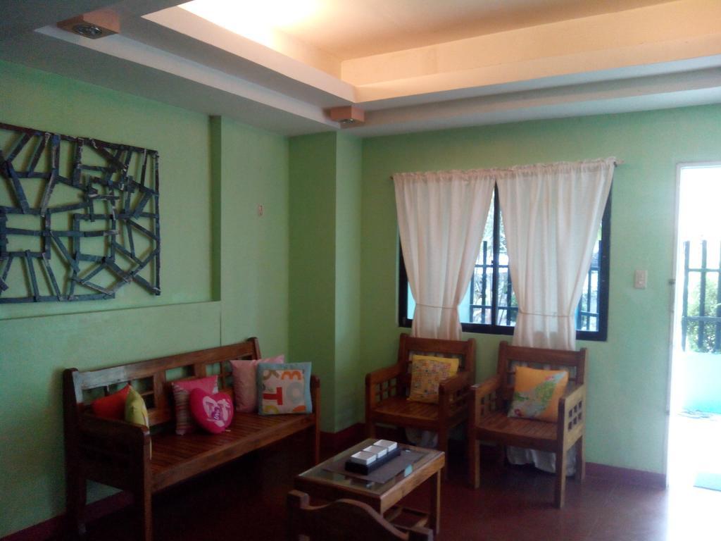 Gomez Guest House Tagbilaran City Bilik gambar